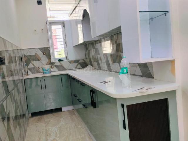 2 BHK Apartment in Green Field Colony for rent Faridabad. The reference number is 20470057