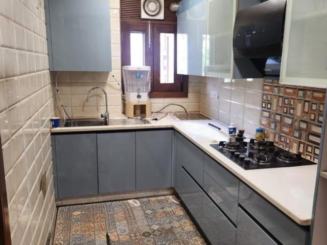 2 BHK Apartment in Green Park for rent New Delhi. The reference number is 20601884