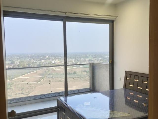 2 BHK Apartment in Gujarat International Finance Tec City for rent Gandhinagar. The reference number is 19455758