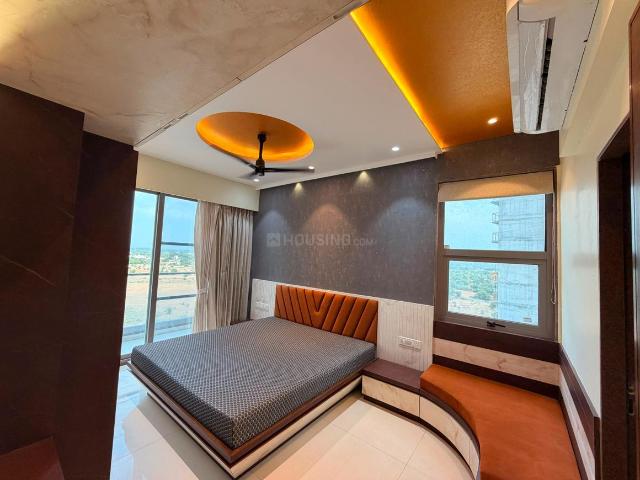 2 BHK Apartment in Gujarat International Finance Tec City for rent Gandhinagar. The reference number is 20632203