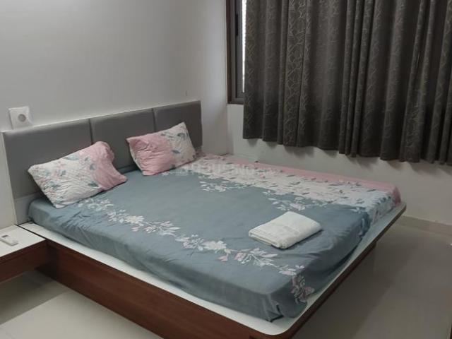 2 BHK Apartment in Gujarat International Finance Tec City for rent Gandhinagar. The reference number is 20267860