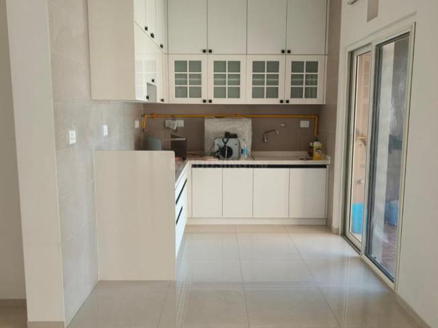 2 BHK Apartment in Gujarat International Finance Tec City for rent Gandhinagar. The reference number is 20344637
