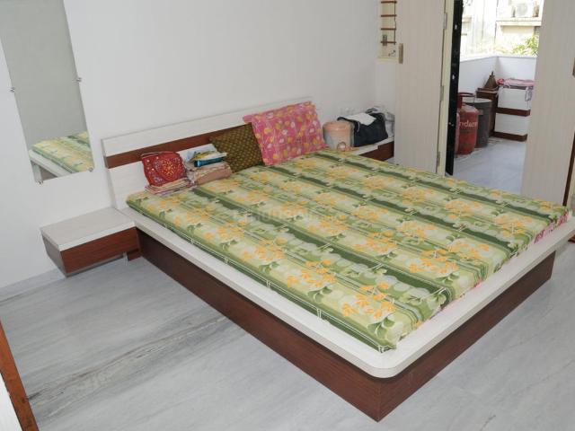 2 BHK Apartment in Gulbai Tekra for resale Ahmedabad. The reference number is 20377795