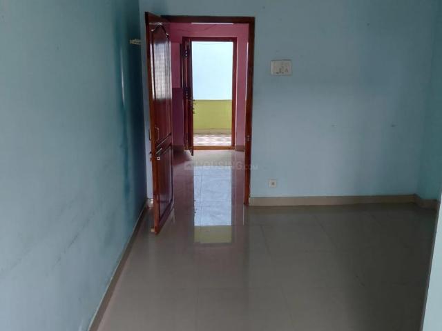 2 BHK Apartment in Gunupudi for rent Bhimavaram. The reference number is 18620273