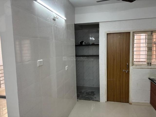 2 BHK Apartment in Gurukul for rent Ahmedabad. The reference number is 19609977