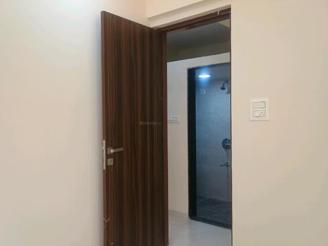 2 BHK Apartment in Dombivli East for rent Thane. The reference number is 18269991