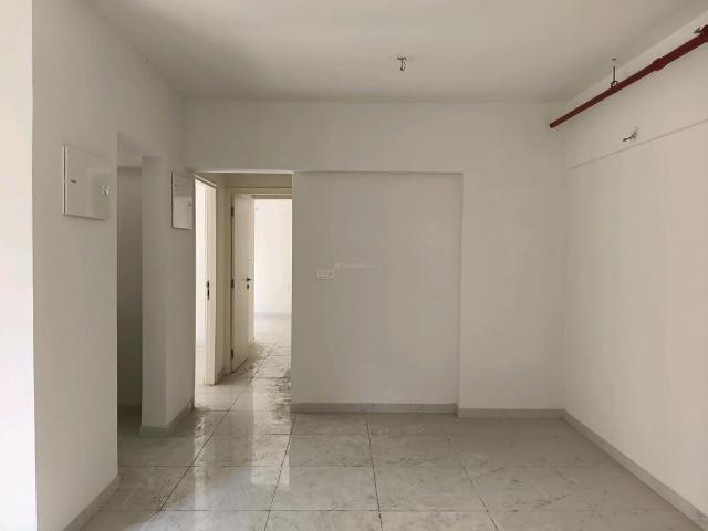 2 BHK Apartment in Dombivli East for rent Thane. The reference number is 19816399