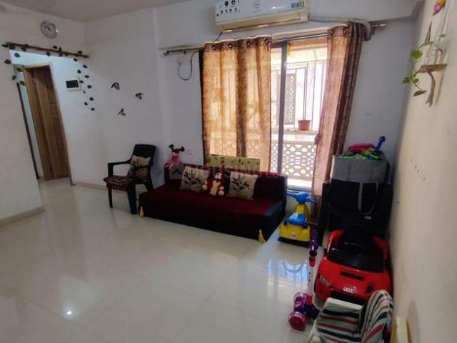 2 BHK Apartment in Dombivli East for rent Thane. The reference number is 20223307