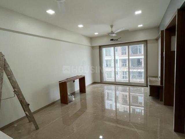 2 BHK Apartment in Dadar East for rent Mumbai. The reference number is 18351353