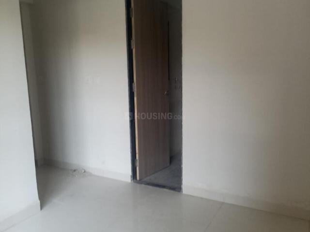 2 BHK Apartment in Dadar East for rent Mumbai. The reference number is 19800564