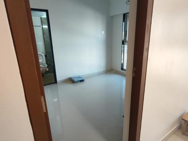 2 BHK Apartment in Dadar East for rent Mumbai. The reference number is 19806433