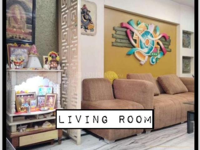 2 BHK Apartment in Dadar East for resale Mumbai. The reference number is 19014452