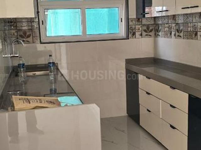 2 BHK Apartment in Dadar West for rent Mumbai. The reference number is 19295290