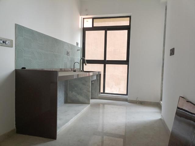 2 BHK Apartment in Dadar West for rent Mumbai. The reference number is 19398741