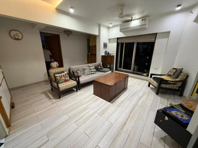 2 BHK Apartment in Dadar West for rent Mumbai. The reference number is 20326781
