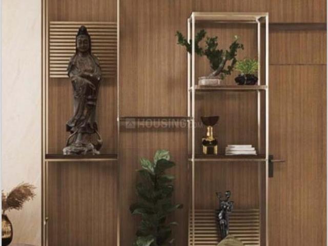 2 BHK Apartment in Dadar West for resale Mumbai. The reference number is 15044979