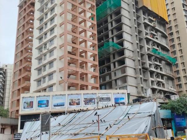 2 BHK Apartment in Dadar West for resale Mumbai. The reference number is 18056264