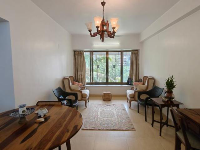 2 BHK Apartment in Dadar West for resale Mumbai. The reference number is 20033567