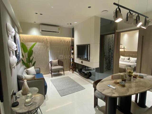 2 BHK Apartment in Dadar West for resale Mumbai. The reference number is 20209514