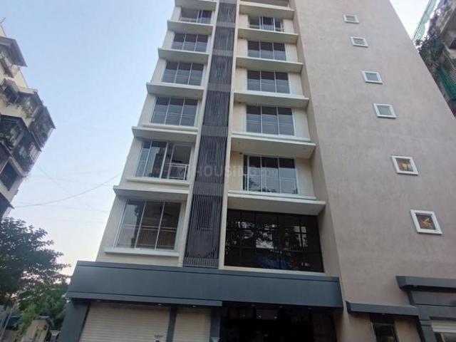 2 BHK Apartment in Dadar West for resale Mumbai. The reference number is 20426574