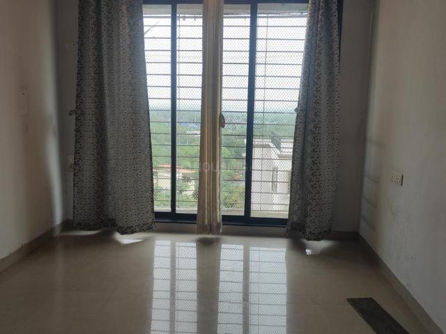 2 BHK Apartment in Dahisar West for rent Mumbai. The reference number is 20649911