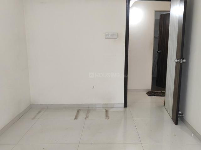 2 BHK Apartment in Dahisar West for rent Mumbai. The reference number is 20744132
