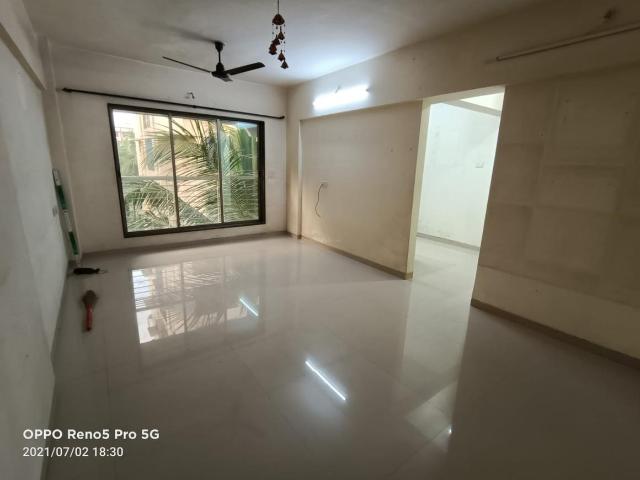 2 BHK Apartment in Dahisar West for resale Mumbai. The reference number is 9032199
