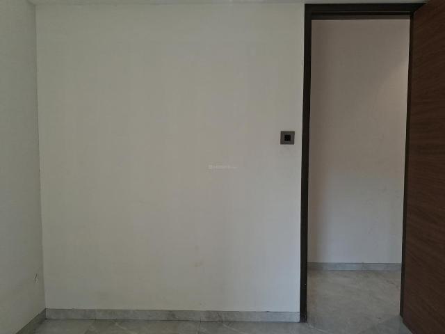 2 BHK Apartment in Dahisar East for rent Mumbai. The reference number is 19427300