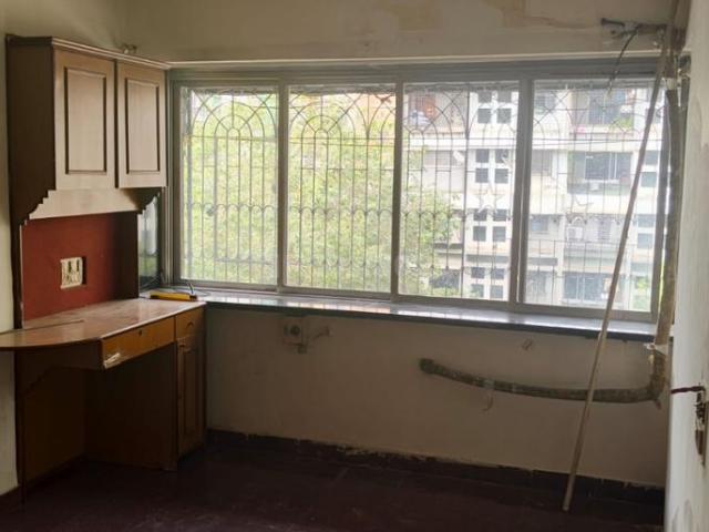 2 BHK Apartment in Dahisar East for rent Mumbai. The reference number is 20849550