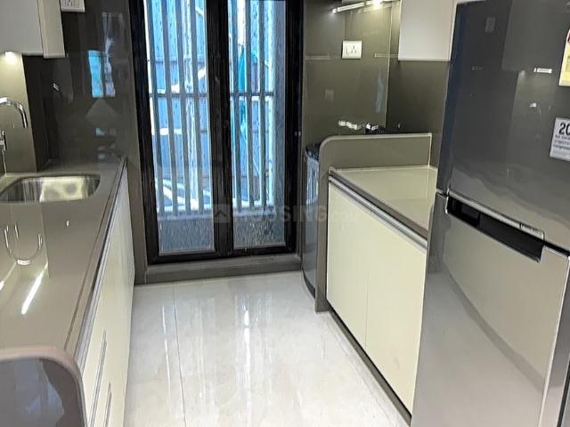 2 BHK Apartment in Dahisar East for resale Mumbai. The reference number is 18793829