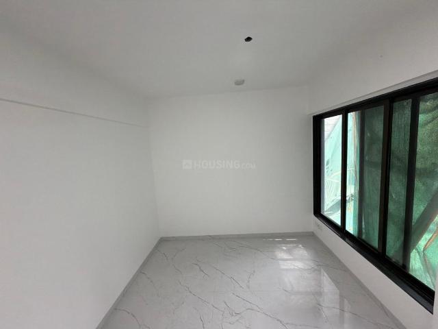 2 BHK Apartment in Dahisar East for resale Mumbai. The reference number is 19997929