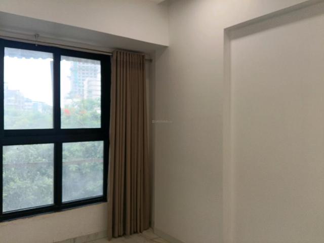 2 BHK Apartment in Dahisar East for resale Mumbai. The reference number is 20842998