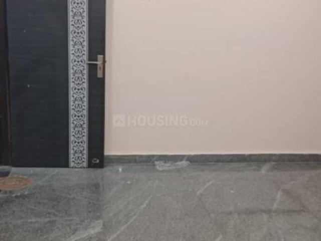 2 BHK Apartment in Dashrath Puri for rent New Delhi. The reference number is 19876800