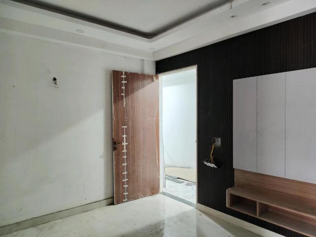 2 BHK Apartment in Devla for resale Greater Noida. The reference number is 20982713
