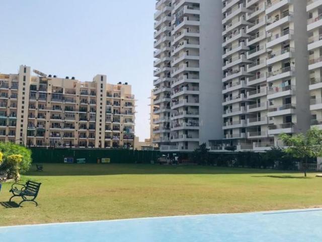 2 BHK Apartment in Dhakoli for resale Zirakpur. The reference number is 14262024