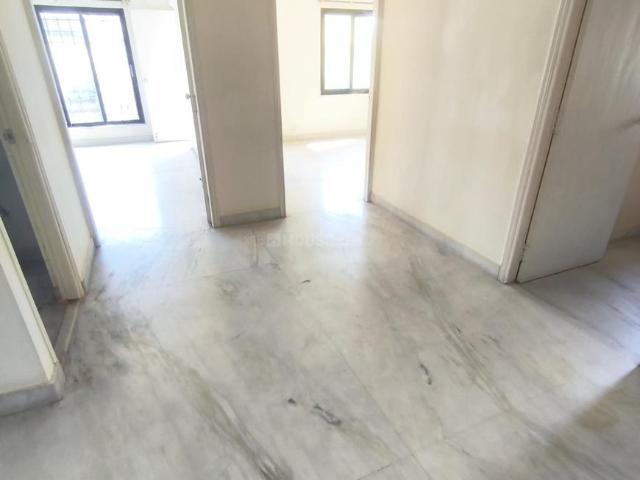 2 BHK Apartment in Dhakuria for rent Kolkata. The reference number is 20194226