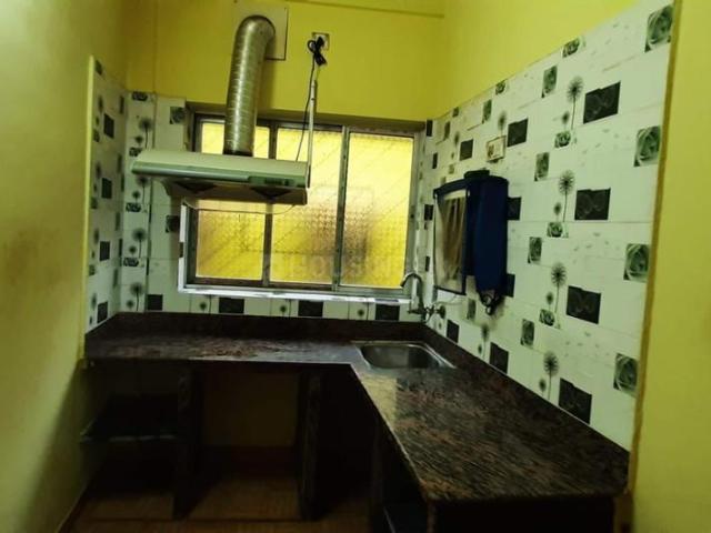 2 BHK Apartment in Dhakuria for rent Kolkata. The reference number is 20413326
