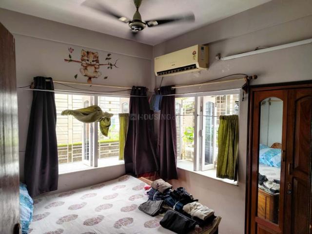 2 BHK Apartment in Dhakuria for resale Kolkata. The reference number is 20690938
