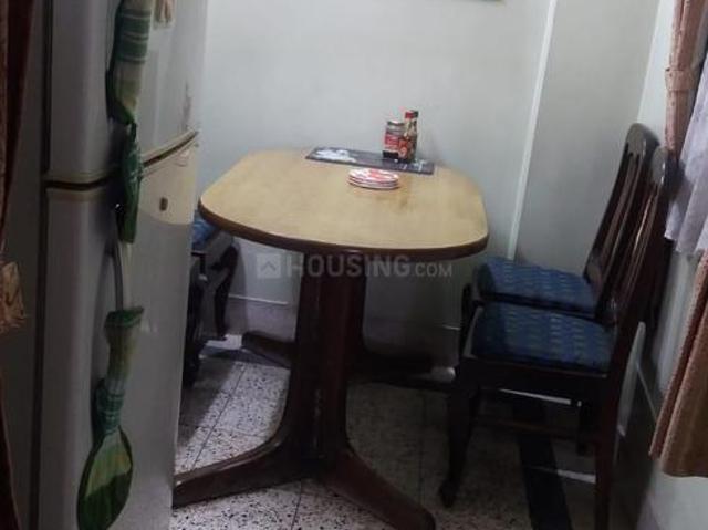2 BHK Apartment in Dhakuria for resale Kolkata. The reference number is 9697366