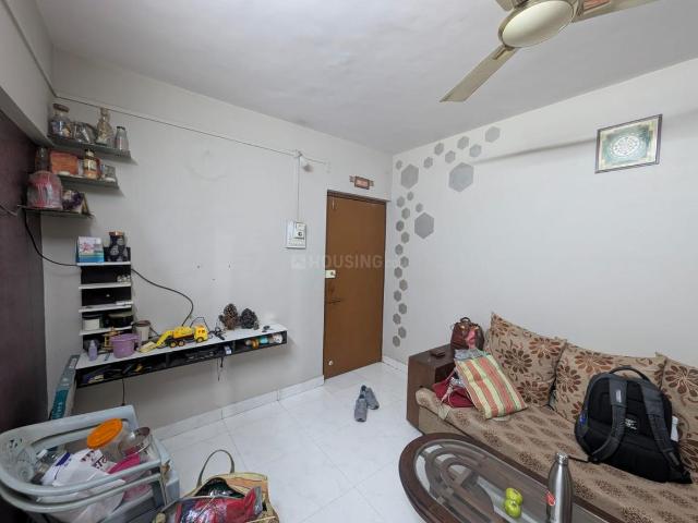2 BHK Apartment in Dhanori for rent Pune. The reference number is 20814215