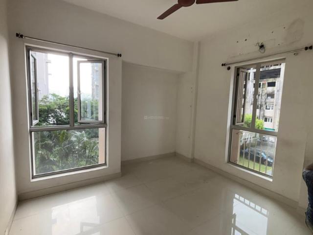 2 BHK Apartment in Dhapa for resale Kolkata. The reference number is 20475839