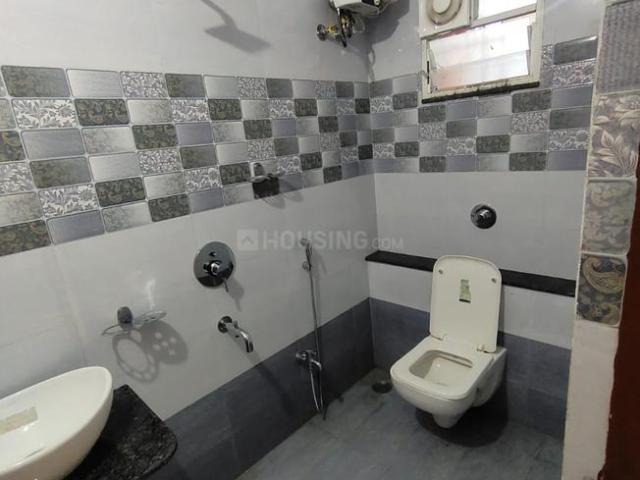 2 BHK Apartment in Dharampeth for rent Nagpur. The reference number is 19551773