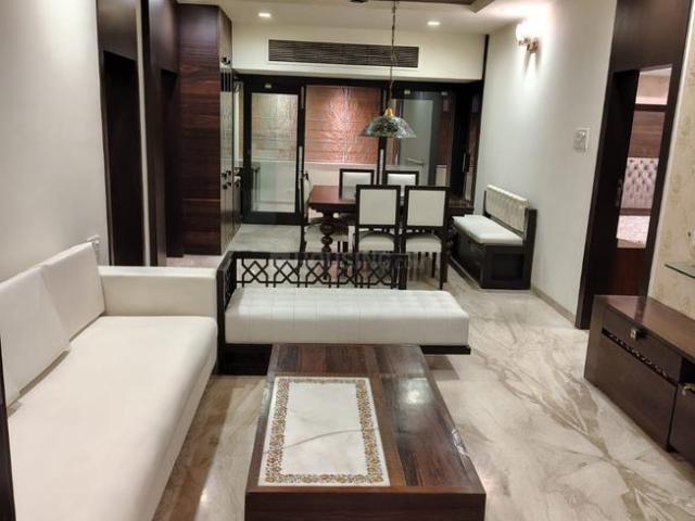 2 BHK Apartment in Dharampeth for rent Nagpur. The reference number is 20409325