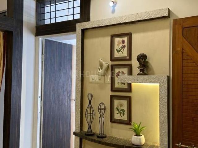 2 BHK Apartment in Dharampeth for rent Nagpur. The reference number is 20326859