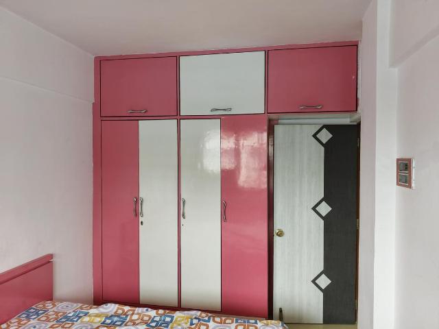 2 BHK Apartment in Dharamveer Nagar for rent Thane. The reference number is 20724377