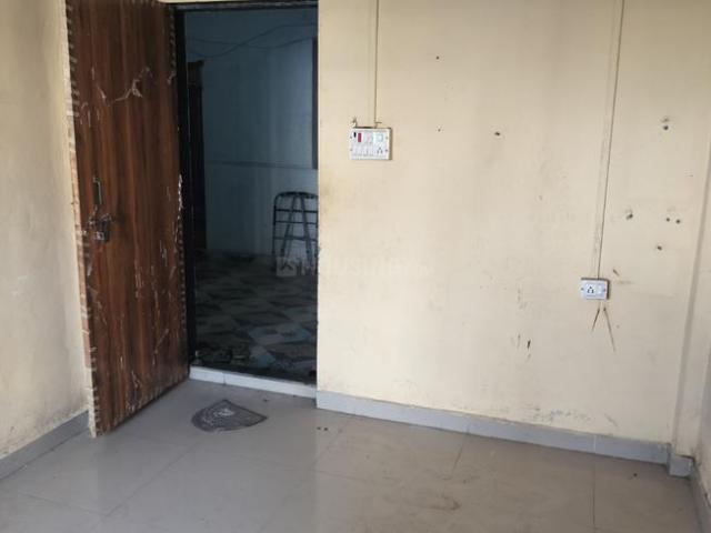 2 BHK Apartment in Diva for rent Thane. The reference number is 20539597