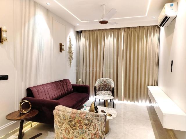 2 BHK Apartment in DLF Phase 1 for rent Gurgaon. The reference number is 20043706