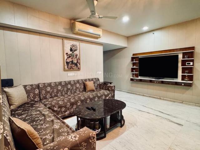 2 BHK Apartment in DLF Phase 1 for rent Gurgaon. The reference number is 20938429