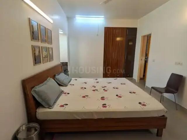 2 BHK Apartment in DLF Phase 2 for rent Gurgaon. The reference number is 20079945