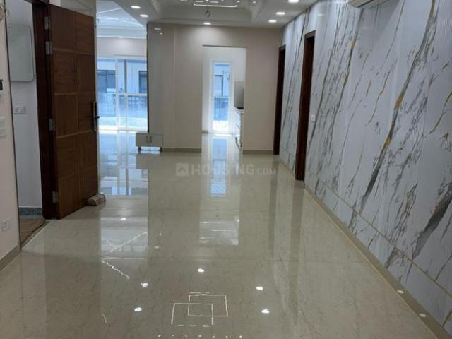 2 BHK Apartment in DLF Phase 2 for resale Gurgaon. The reference number is 20520856